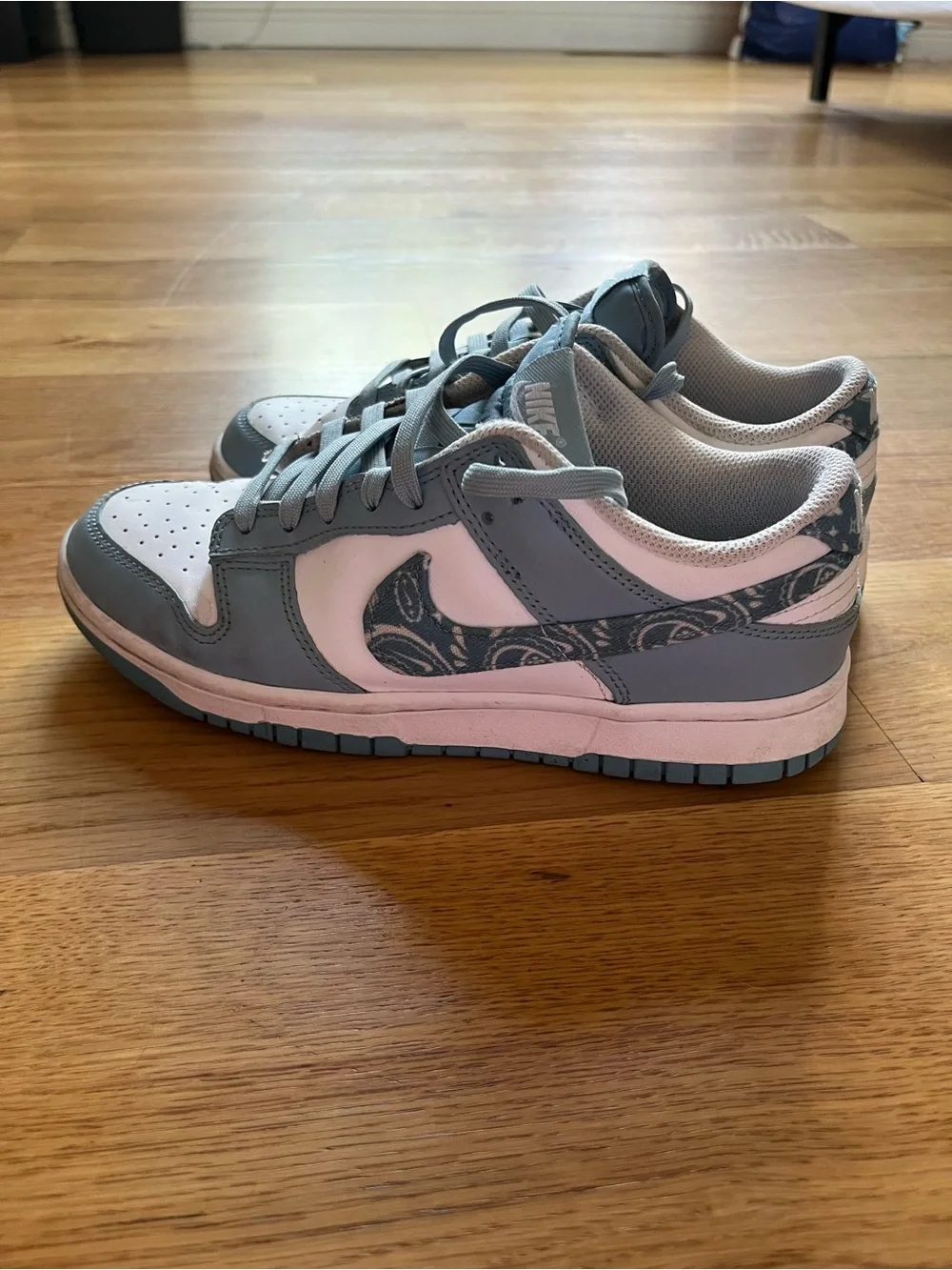 Nike Women’s Low-Top Sneakers in Gray and White with Paisley Swoosh